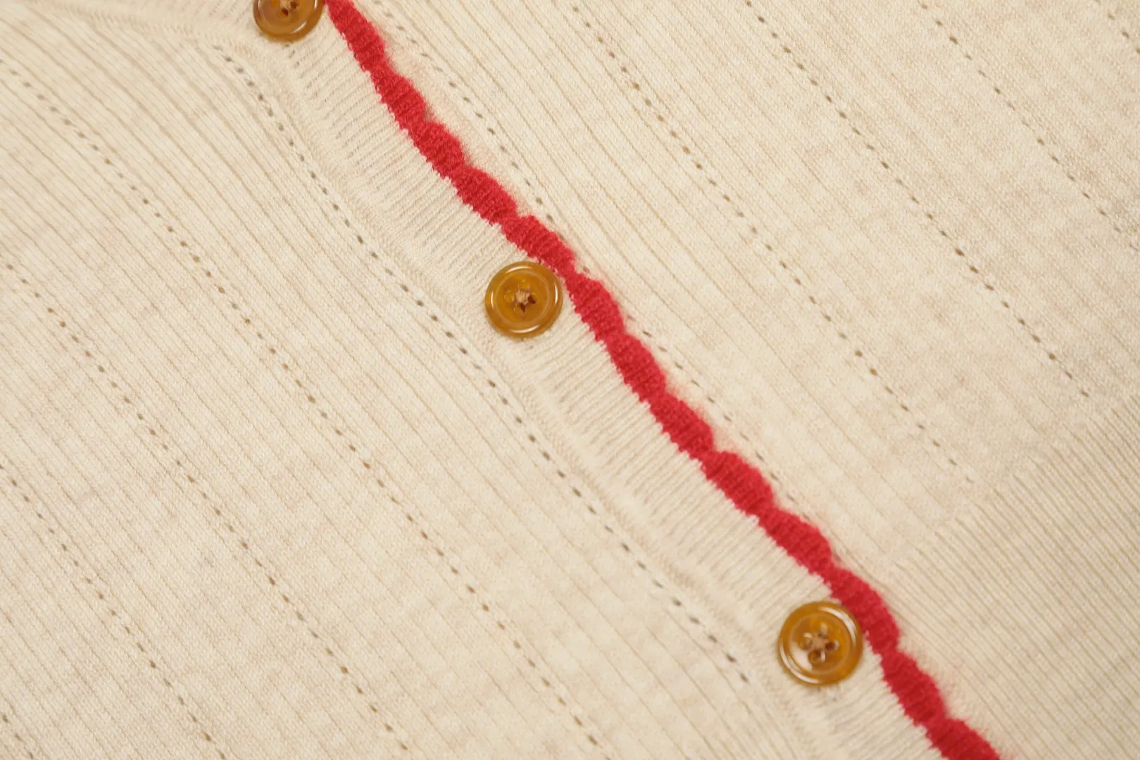 Vivi129 vivienne west wood 24th autumn and winter red label show style vertical stripe hollow knitted petal collar design cardigan West Queen Vivienne heavy industry show limited cardigan knitted sweater wool 2024 autumn latest style 🧩 85% wool blend Size: S -M- L Color: apricot gray blue black
